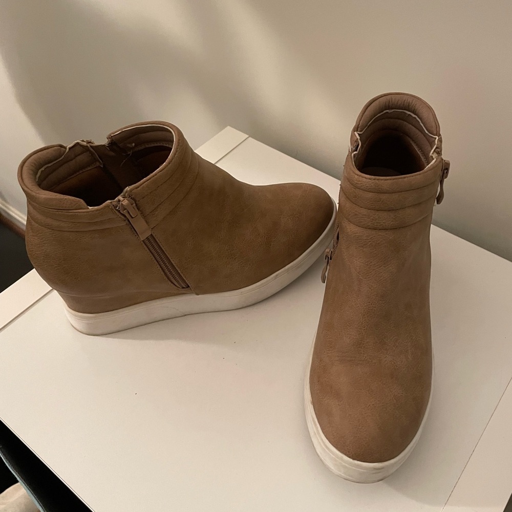 Tan Sneaker Wedge
